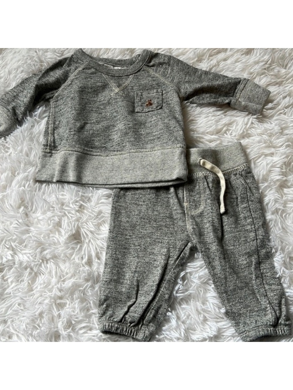 Baby gap set top and bottom bundle 6-12 months